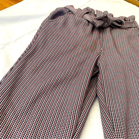 Faux fur, square tricolored pants - Picture 5 of 7